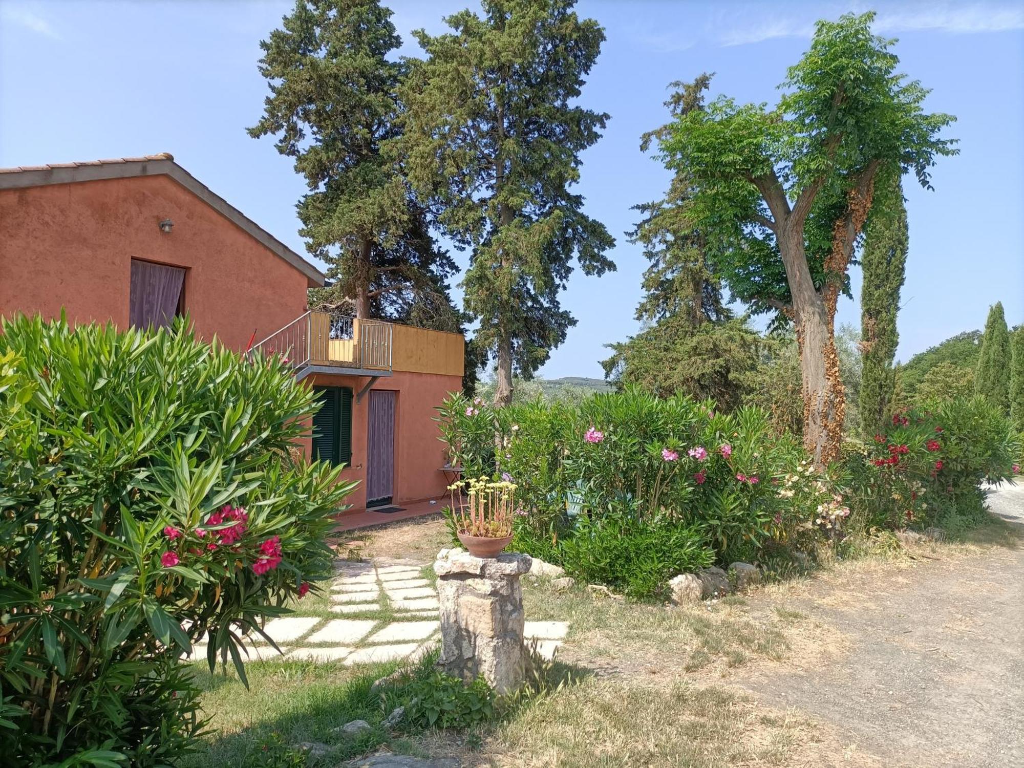 Il Giogo Agriturismo ロジニャーノ・マリッティモ エクステリア 写真